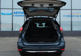 Подержанный автомобиль Nissan X-Trail 2019 года (20 фото)