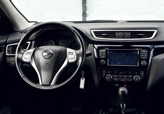 Подержанный автомобиль Nissan Qashqai 2017 года (19 фото)