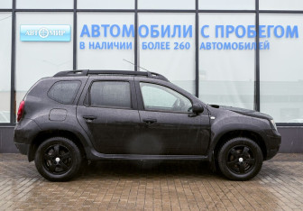 Подержанный автомобиль Renault Duster 2019 года (6 фото)