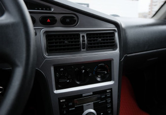 Подержанный автомобиль Daewoo Nexia Sedan 2011 года (12 фото)