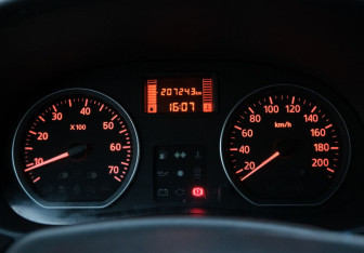 Подержанный автомобиль Nissan Almera Sedan 2014 года (12 фото)