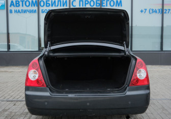 Подержанный автомобиль Vortex Estina 2009 года (18 фото)