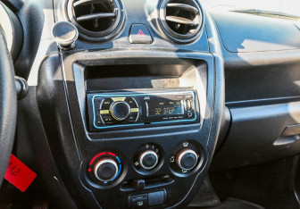 Подержанный автомобиль LADA (ВАЗ) Granta Sedan 2013 года (11 фото)