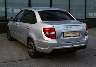 Подержанный автомобиль LADA (ВАЗ) Granta Sedan 2024 года (3 фото)