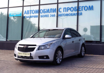 Подержанный автомобиль Chevrolet Cruze Sedan 2011 года (1 фото)