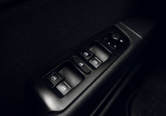 Подержанный автомобиль Skoda Superb Liftback 2013 года (12 фото)