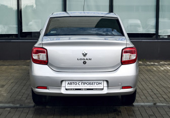 Подержанный автомобиль Renault Logan Sedan 2019 года (4 фото)