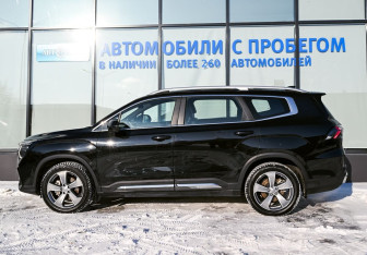 Подержанный автомобиль Geely Okavango 2024 года (2 фото)