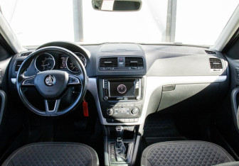 Подержанный автомобиль Skoda Yeti 2016 года (16 фото)