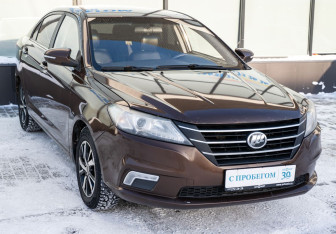 Подержанный автомобиль Lifan Solano 2017 года (7 фото)