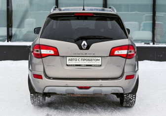 Подержанный автомобиль Renault Koleos 2013 года (4 фото)