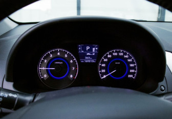 Подержанный автомобиль Hyundai Solaris Sedan 2011 года (9 фото)