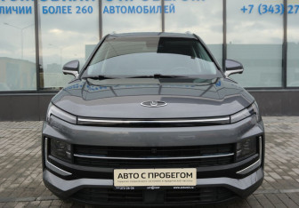 Подержанный автомобиль Москвич 3 2024 года (8 фото)