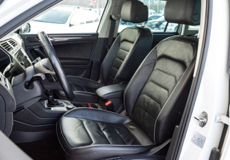 Подержанный автомобиль Volkswagen Tiguan 2018 года (9 фото)