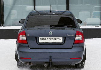 Подержанный автомобиль Skoda Octavia Liftback 2012 года (4 фото)