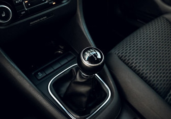 Подержанный автомобиль Volkswagen Golf Hatchback 2012 года (10 фото)