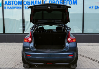 Подержанный автомобиль Nissan Juke 2013 года (19 фото)