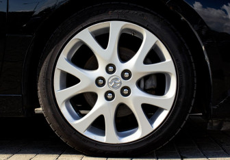 Подержанный автомобиль Mazda 6 Liftback 2008 года (21 фото)