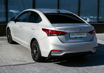 Подержанный автомобиль Hyundai Solaris Sedan 2018 года (3 фото)