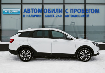 Подержанный автомобиль LADA (ВАЗ) Vesta Wagon 2020 года (6 фото)