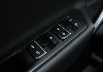 Подержанный автомобиль Geely Atlas 2021 года (11 фото)