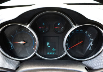 Подержанный автомобиль Chevrolet Cruze Sedan 2011 года (16 фото)