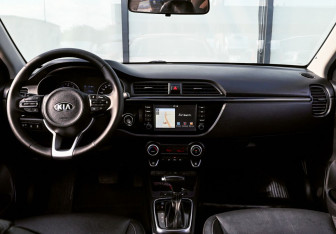 Подержанный автомобиль Kia Rio Hatchback 2018 года (18 фото)