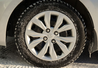 Подержанный автомобиль Hyundai Solaris Sedan 2013 года (19 фото)