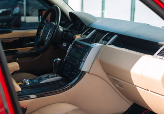 Подержанный автомобиль Land Rover Range Rover Sport 2008 года (10 фото)