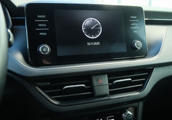 Подержанный автомобиль Skoda Rapid Liftback 2021 года (12 фото)