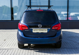Подержанный автомобиль Opel Meriva 2012 года (4 фото)