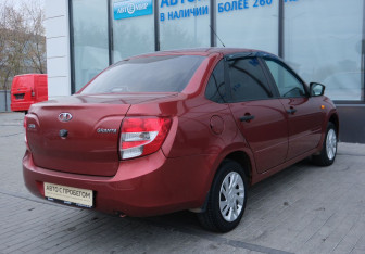 Подержанный автомобиль LADA (ВАЗ) Granta Sedan 2016 года (5 фото)
