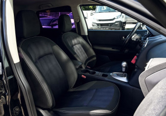 Подержанный автомобиль Nissan Qashqai 2012 года (20 фото)