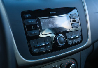 Подержанный автомобиль Renault Logan Sedan 2020 года (12 фото)