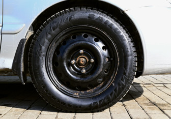 Подержанный автомобиль Mitsubishi Lancer Sedan 2004 года (18 фото)