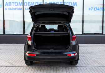 Подержанный автомобиль Kia Sportage 2016 года (22 фото)