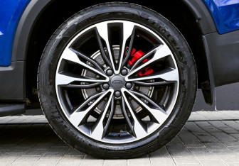 Подержанный автомобиль Geely Tugella 2021 года (21 фото)