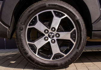 Подержанный автомобиль Mitsubishi Xpander 2022 года (19 фото)