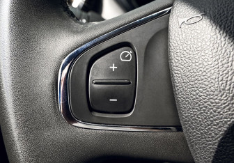 Подержанный автомобиль Renault Kaptur 2017 года (13 фото)