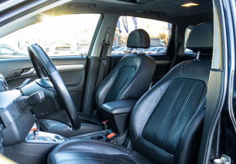 Подержанный автомобиль Opel Antara 2013 года (16 фото)