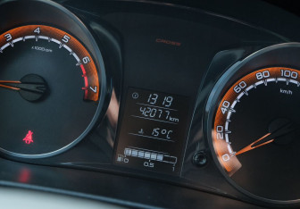 Подержанный автомобиль LADA (ВАЗ) Granta Wagon 2023 года (17 фото)