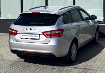 Подержанный автомобиль LADA (ВАЗ) Vesta Wagon 2019 года (5 фото)