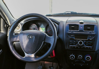 Подержанный автомобиль LADA (ВАЗ) Kalina Wagon 2016 года (11 фото)