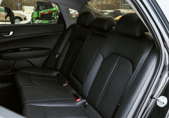 Подержанный автомобиль Kia Optima Sedan 2019 года (19 фото)