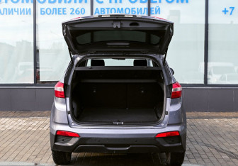 Подержанный автомобиль Hyundai Creta 2019 года (20 фото)