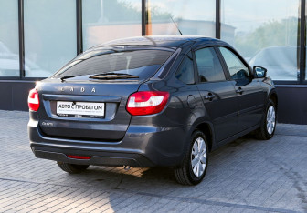 Подержанный автомобиль LADA (ВАЗ) Granta Liftback 2020 года (5 фото)