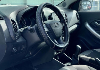 Подержанный автомобиль LADA (ВАЗ) XRAY 2016 года (9 фото)