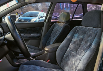 Подержанный автомобиль Mitsubishi Galant Wagon 1997 года (14 фото)