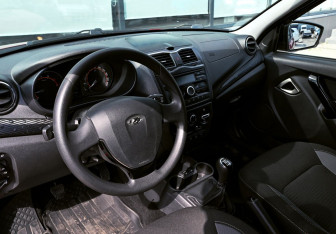 Подержанный автомобиль LADA (ВАЗ) Granta Liftback 2022 года (13 фото)