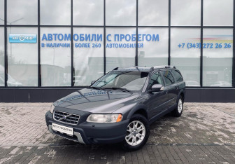 Подержанный автомобиль Volvo XC70 2006 года (1 фото)